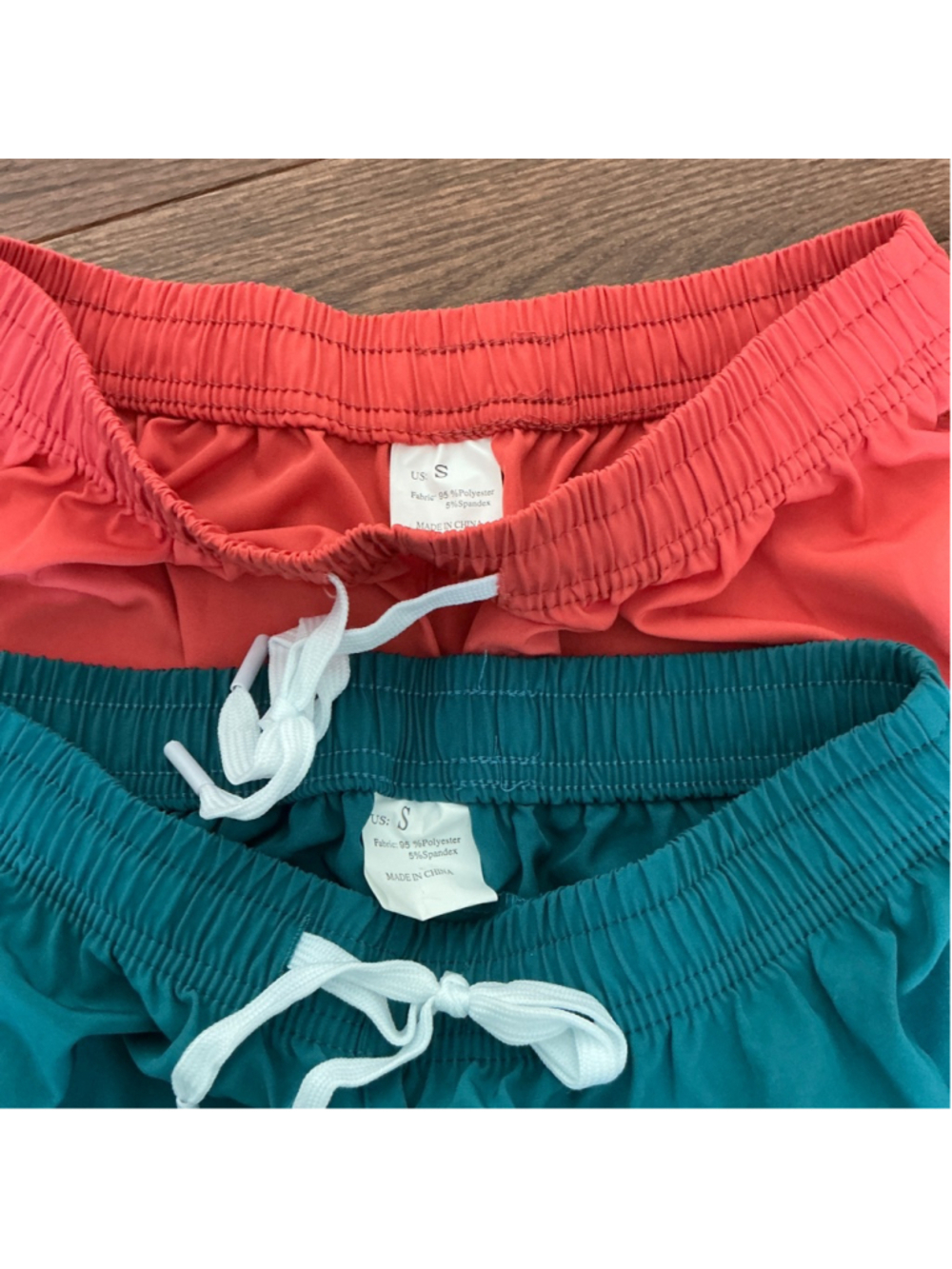 BUNDLE OF 2 Men’s Unbranded Athletic Shorts - Small - Picture 3 of 5